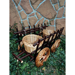 Zahradní pletený květináč...