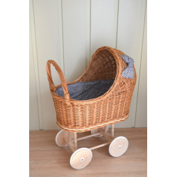 Kočárek pro holčičku v...