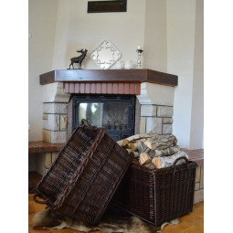 Hnědé proutěné koše na...