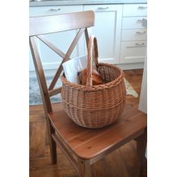 Malý kulatý košík z...