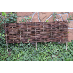 Proutěné palisády v rozměru...