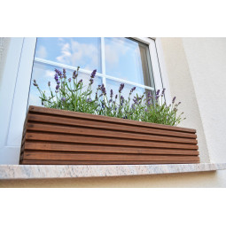 Dizajnový dřevěný květináč...