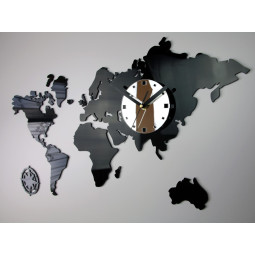 Hodiny na zeď s mapou světa...
