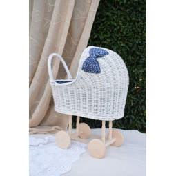 Proutěný dětský kočárek pro...