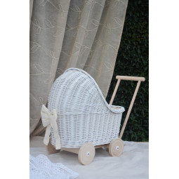 Levné bílé dětské proutěné...