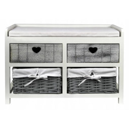 Komoda se čtyřmi zásuvkami...